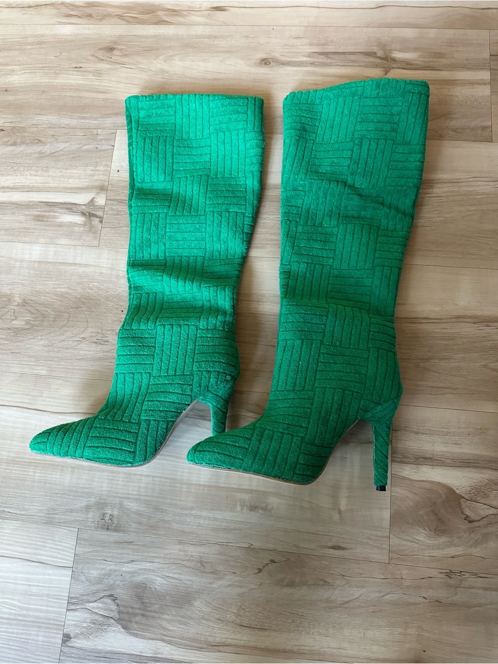 Emerald Green Textured Knee-High Women’s Boots! Brand New!